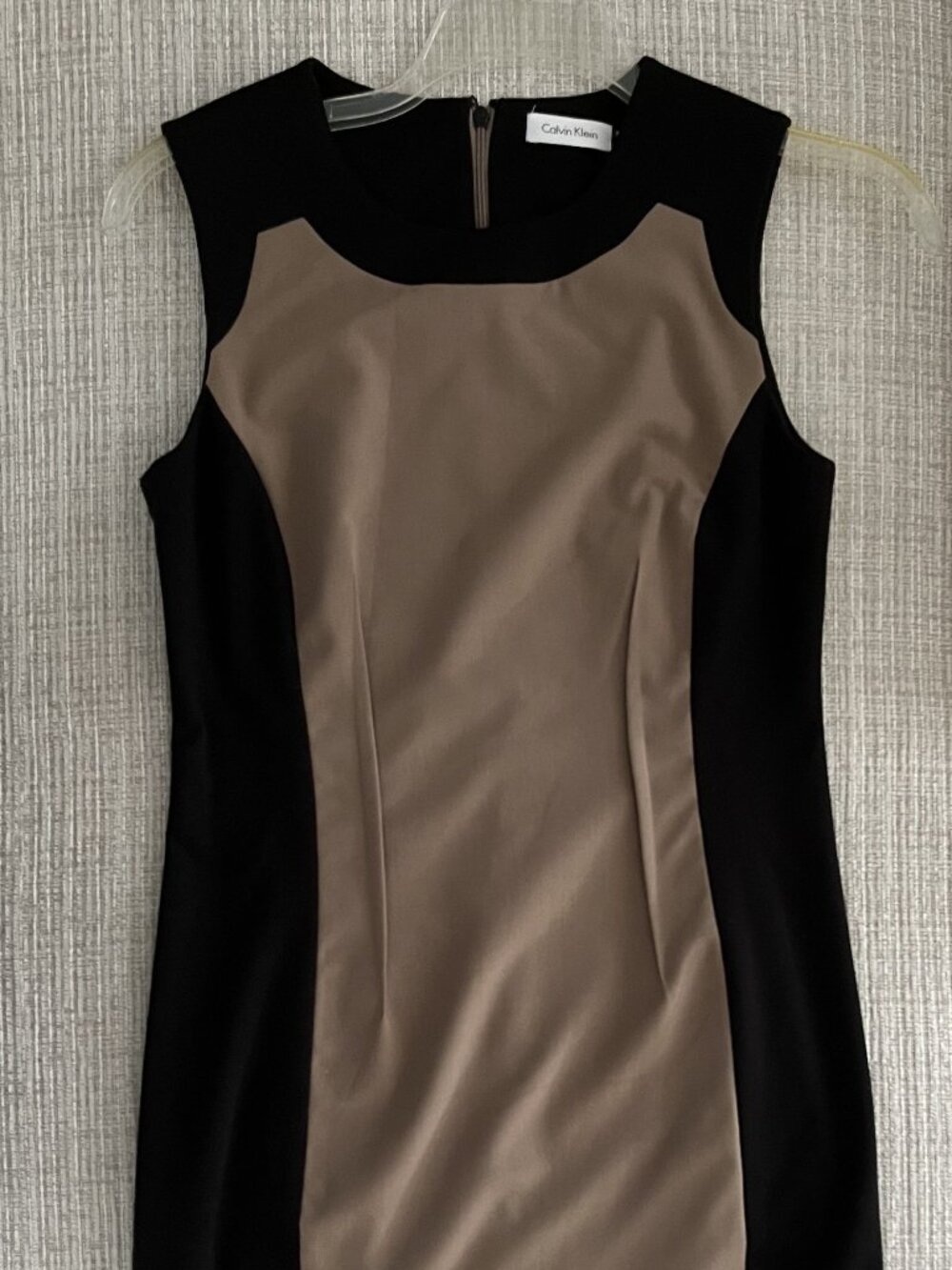 Calvin Klein Tan & Black Colorblock Sleeveless Sheath Dress - Size 6